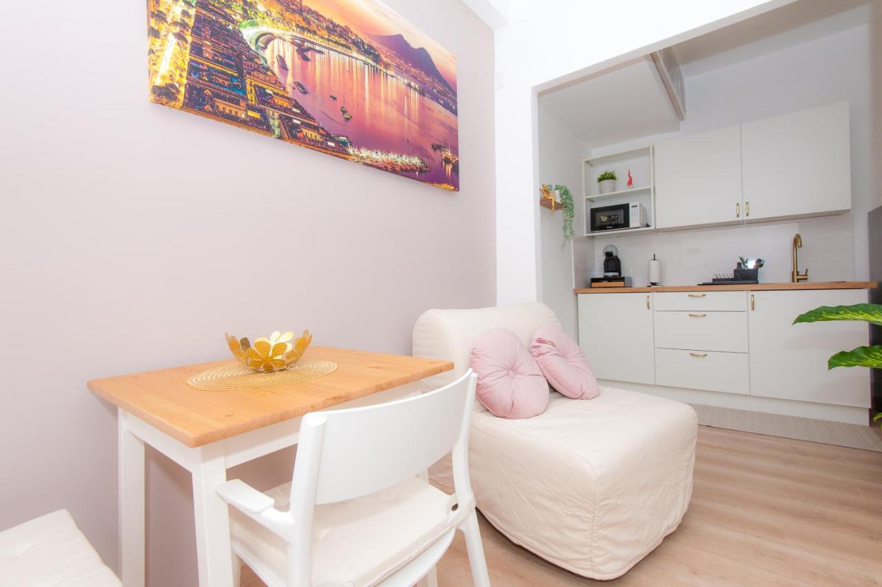 Michelangelo 80 Apartment Неаполь Экстерьер фото